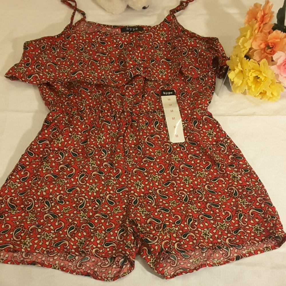 Red romper - Picture 3 of 4